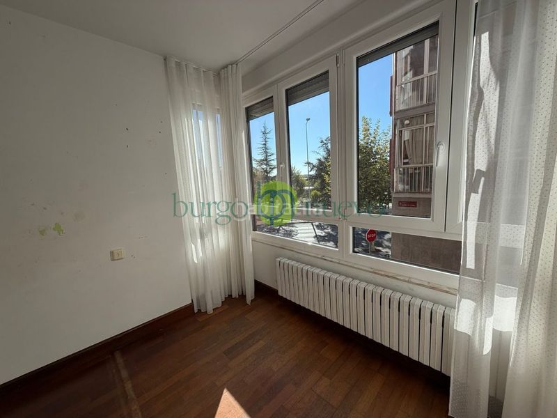 Foto 5d22f418-1ab4-4076-9974-262218ff19a9. Appartamento con riscaldamento parcheggio in San Claudio - La Chantría León