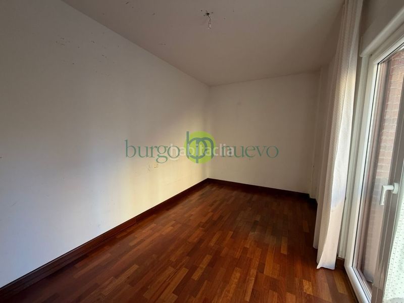 Foto e1fe335e-2e90-43a4-8d63-52d6d70c34ef. Appartamento con riscaldamento parcheggio in San Claudio - La Chantría León
