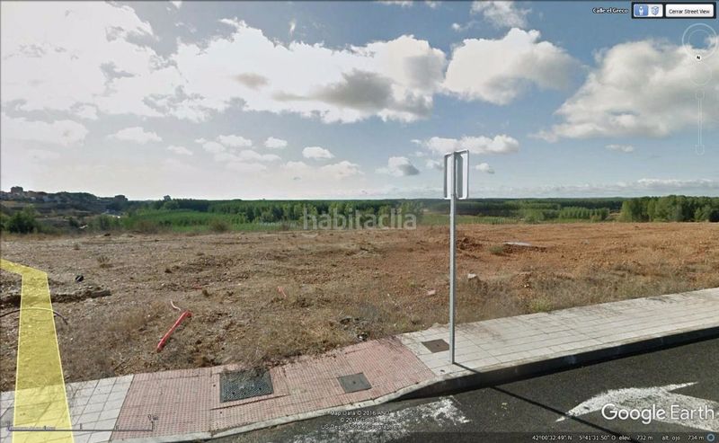 Foto c0a1b7d9-3dfd-4139-9566-6c8ffb564bed. Terreno residenziale in calle el greco 12 in Benavente