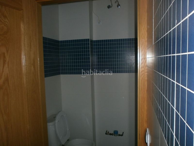 Foto 547f857e-4903-414b-b8ae-6e6e38a5737e. Oficina en calle 15 local comercial de 216 m² construidos en alquiler con posibilidad de división en dos locales.
1 local de aproximadamente 60m²y ot en Valladolid
