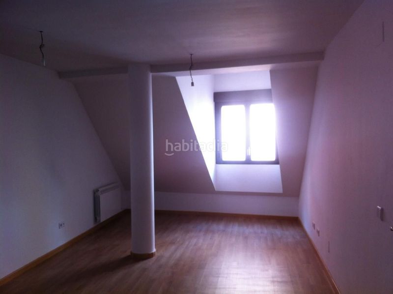 Foto 2e26dcd6-a3a7-47c6-9a49-d8c02839e43d. Àtic a calle quevedo 6 a Tudela de Duero