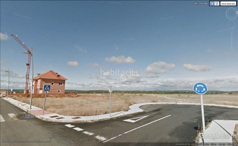 Foto d6a3ab4e-680d-4f17-8e36-40500f821dbe. Terreny residencial a Benavente