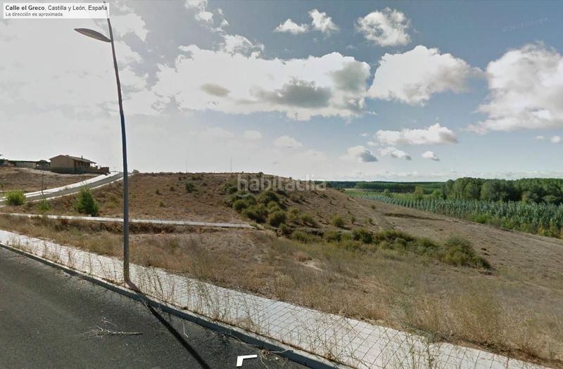 Foto c296461b-e19e-433c-88e4-cd695a07582c. Terreny residencial a Benavente