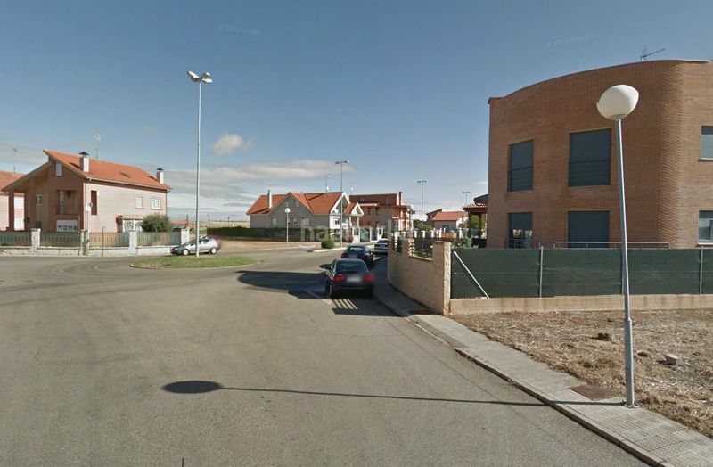 Foto fe918579-05b9-4567-9efa-ba8d8c604675. Terreny residencial a Benavente