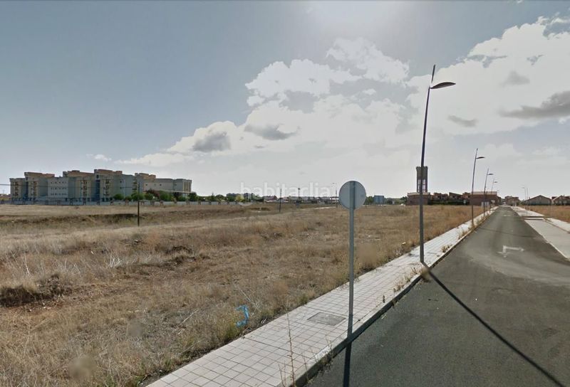 Foto 55dd33cb-2806-483a-9370-b09292f231e1. Terreny residencial a Benavente