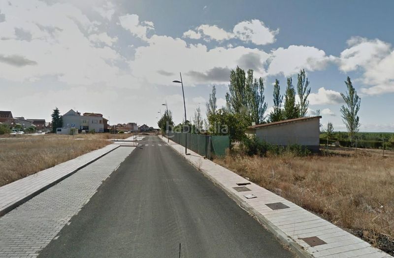Foto f1ae7ec9-a123-4605-abe1-3d6f4804c6c5. Terreny residencial a Benavente