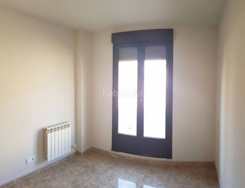 Foto f98d25e3-9f84-4670-87f4-6976b2f4c763. Rent flat in avenida juan carlos i 14 in Medina de Rioseco