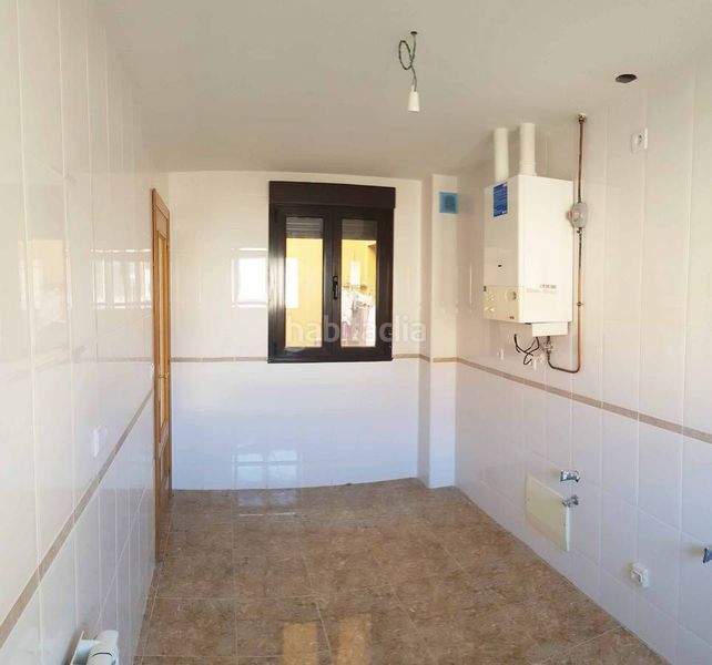 Foto fe1254eb-9287-4d8e-ad77-e9737456a1b8. Rent flat in avenida juan carlos i 14 in Medina de Rioseco
