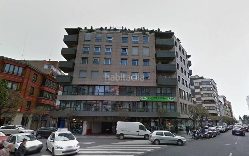 Foto abb0017a-e216-4f18-b6e6-efd6e5f35280. Lloguer aparcament cotxe a avenida de roma 14 a Centro Ciudad León
