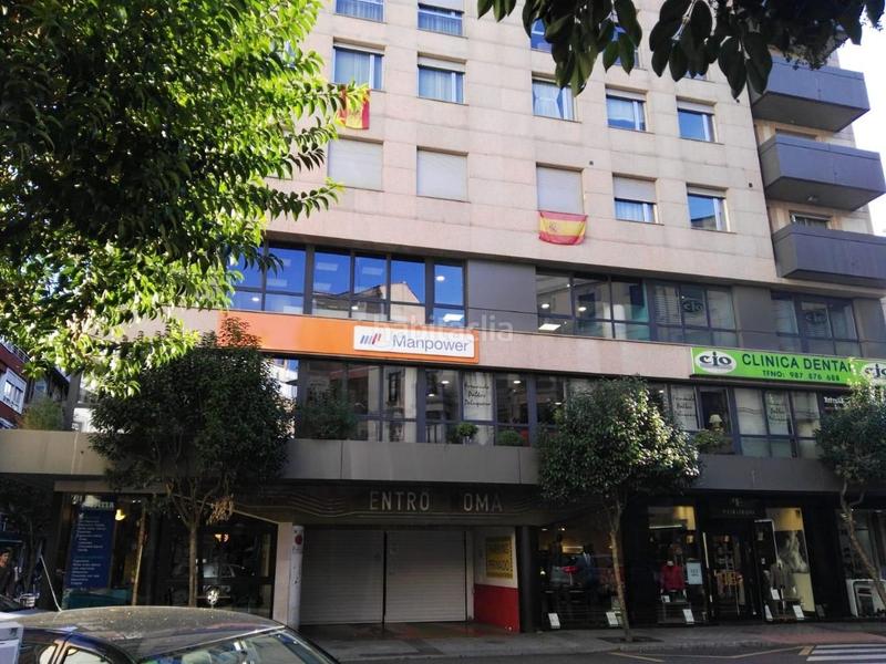 Foto bafef02d-a910-4261-a08a-4f58388af041. Lloguer aparcament cotxe a avenida de roma 14 a Centro Ciudad León