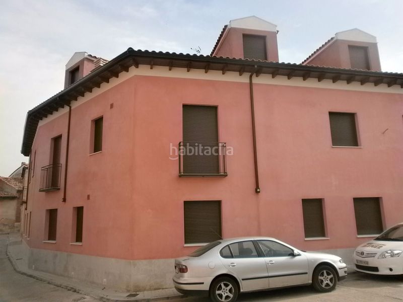Foto c998de76-bc36-40ff-9b41-230188dba8c7. Erdgeschoss in calle corro bazán 3 in Tordesillas