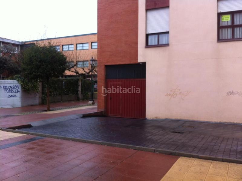 Foto 1436192e-057a-4113-bbf2-07dc50586884. Parking voiture dans avenida prado boyal 16 dans Laguna de Duero