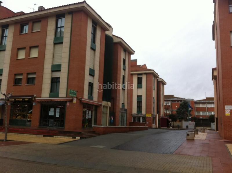 Foto 2bf40048-8917-44f0-926c-ea957d3a5197. Parking voiture dans avenida prado boyal 16 dans Laguna de Duero