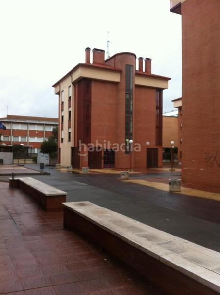 Foto 5e1ebb57-9bfd-4844-ae05-385e5a3ae6d5. Parking voiture dans avenida prado boyal 16 dans Laguna de Duero