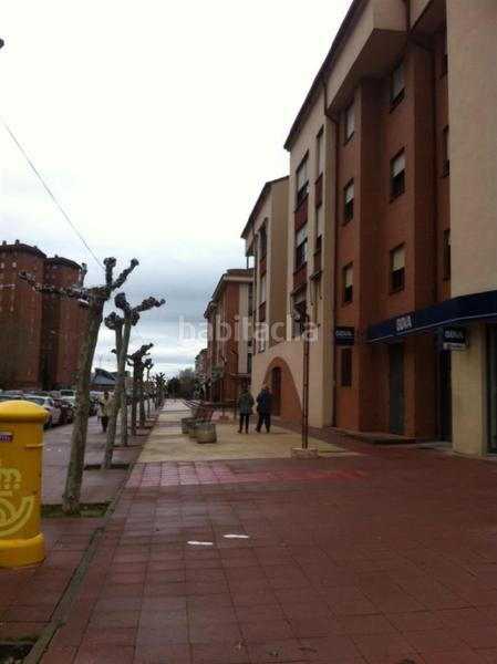 Foto 60f0f9a7-d8d5-4252-acd7-6c6f181a4754. Parking voiture dans avenida prado boyal 16 dans Laguna de Duero