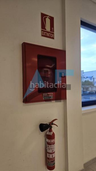 Foto 36672512-d095-4421-b698-3a52cc5c4272. Lloguer nau industrial a Vilamarín