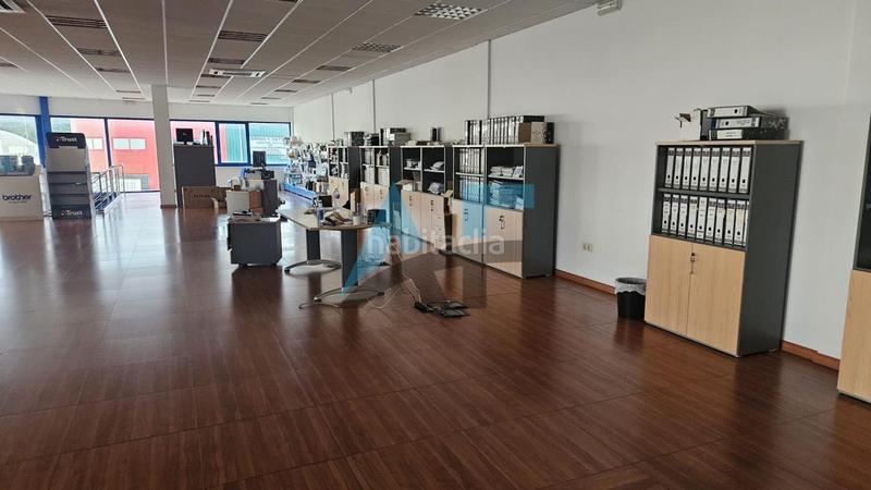 Foto 40236c63-810e-4d58-914b-47b89064a7d8. Lloguer nau industrial a Vilamarín