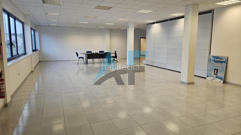 Foto de4ac105-b13a-4993-af88-a86537fc19b3. Lloguer nau industrial a Vilamarín