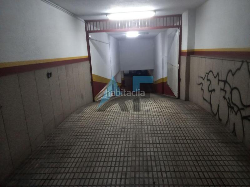 Foto 4a29cfd6-ec58-411f-b900-ca040c00e7b5. Posto auto in Centro Ourense