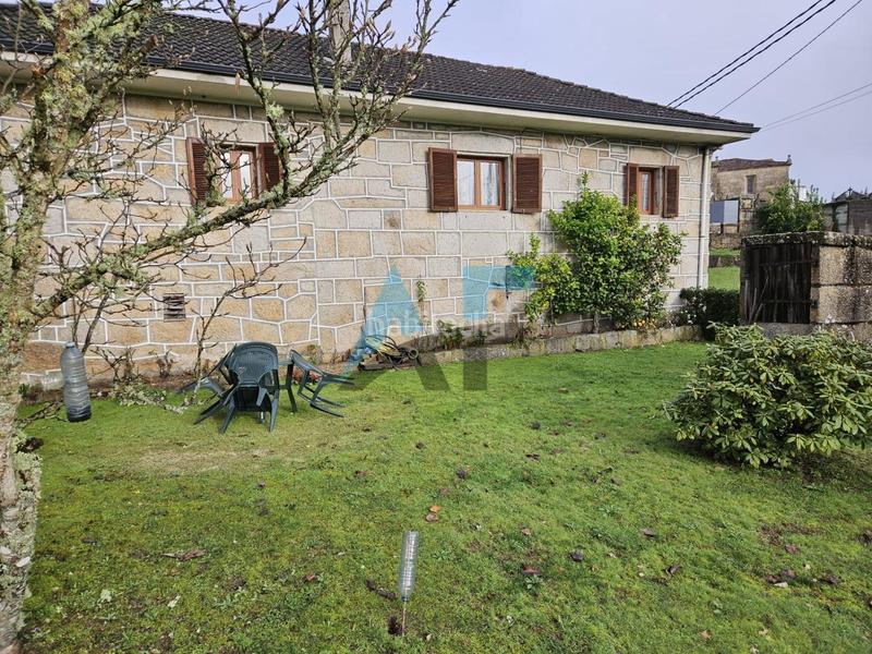 Foto a80c1a0f-000e-4421-82a1-c5ef6c1f1b7d. Casa en Leiro
