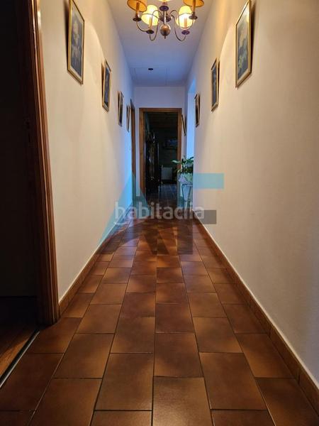 Foto d9db2d3a-9285-4ed4-8580-181cba5478c1. Casa en Leiro