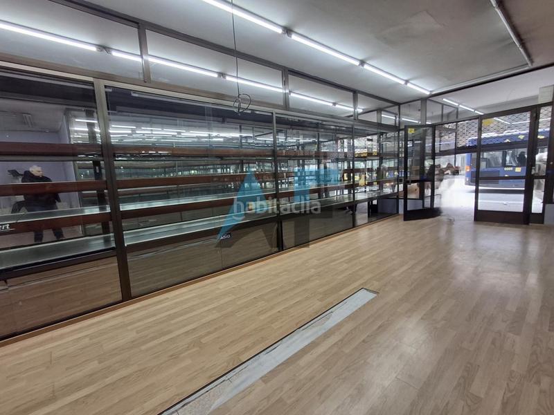 Foto 2098f451-ebe8-4c55-8ceb-7854692a52c7. Lloguer local comercial a Centro Ourense