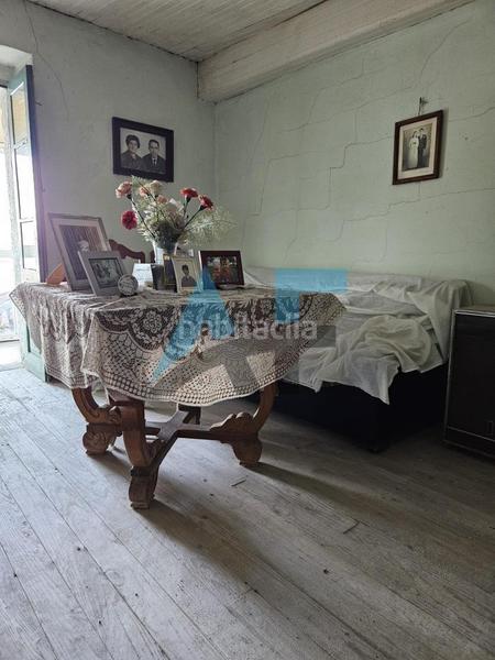 Foto f251e64c-acff-43b0-bc22-fa707093b775. Casa en Ribadavia