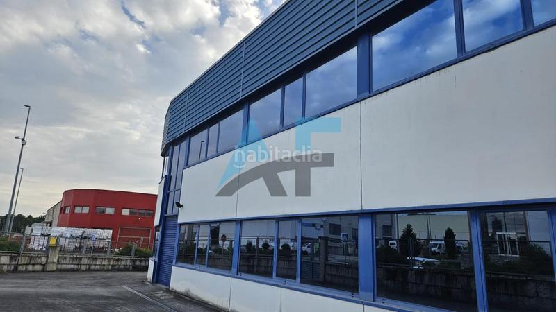 Foto af8dd41a-50ff-4684-9f88-19784027c4ba. Bâtiment à usage industriel dans Vilamarín