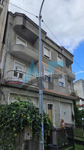 Foto b673780a-dc59-450f-94ad-90347e7e1d7f. Edifici a Vistahermosa Ourense