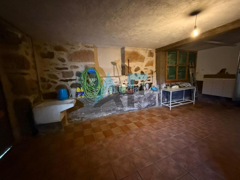 Foto d5ea8722-7aad-46e4-aa79-dd702cbc650d. Casa amb calefacció aparcament a Maceda