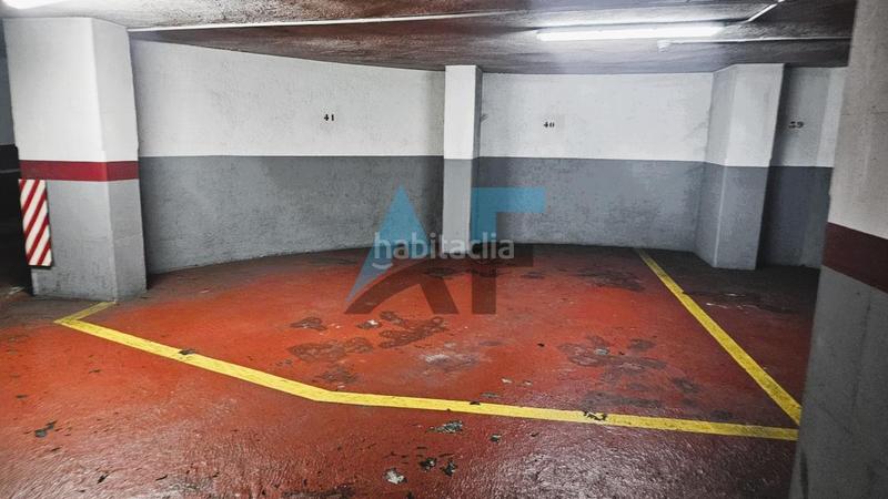 Foto 1c90c9c0-98d1-42aa-ad21-c9cb91da3327. Parking coche en Centro Ourense