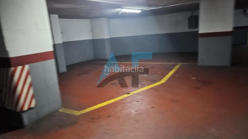 Foto 26b3cc72-e081-43ab-aa40-15fc335888a9. Parking coche en Centro Ourense