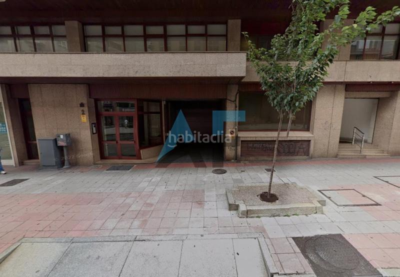 Foto 79ce8779-fb8f-4144-bc42-a9a80240e516. Parking coche en Centro Ourense