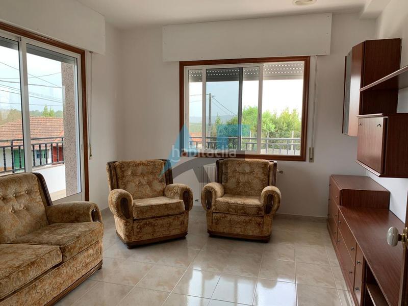 Foto 4c11e54f-4ed5-4864-8ffb-abf3e8b49795. Casa en Castrelo de Miño