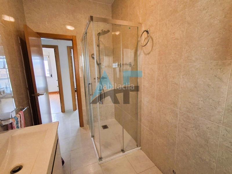 Foto 6ce4a12e-8b04-487f-ba09-294cc687348b. Etagenwohnung mit heizung parking in Couto Ourense