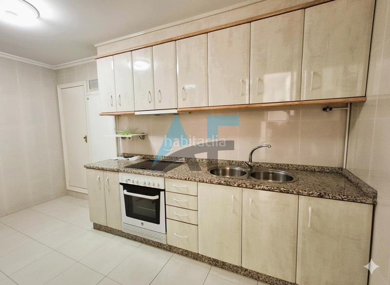 Foto a9ce531f-120e-4d35-846f-7c51a4b95e94. Etagenwohnung mit heizung parking in Couto Ourense