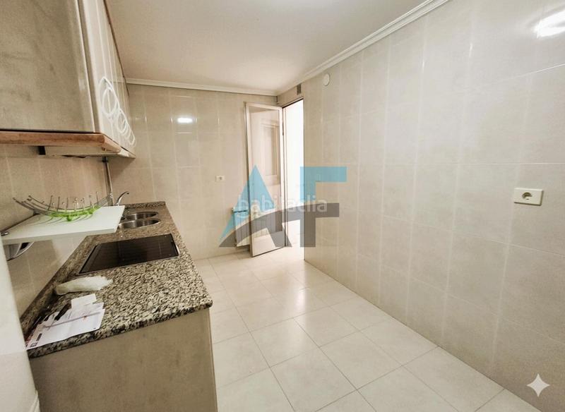 Foto b97d5ef8-99c5-4207-a724-0e7c411d2a87. Etagenwohnung mit heizung parking in Couto Ourense