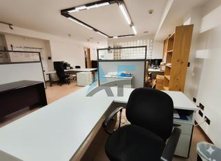 Office space  Av zamora