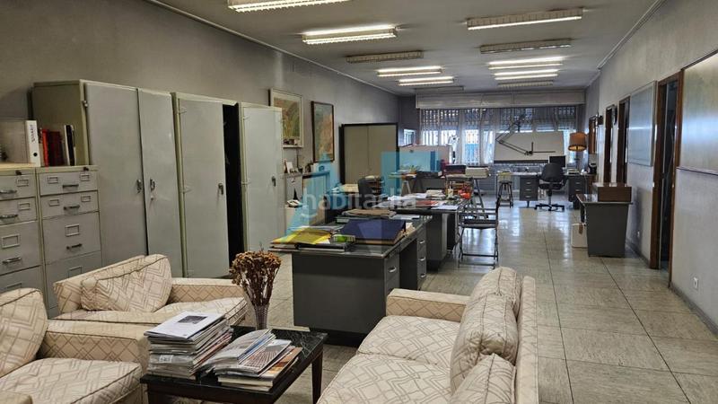 Foto f443cfa9-9ee2-489b-acd2-b4ccaefcaee0. Alquiler oficina en Centro Ourense