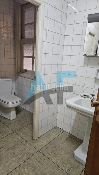 Foto f626fdd7-10be-4f7a-b521-9214112474ae. Alquiler oficina en Centro Ourense