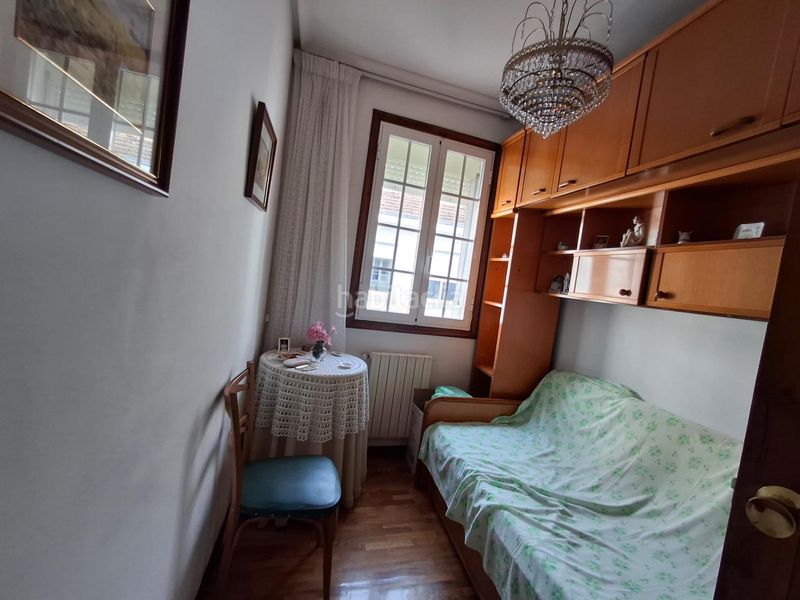 Foto 6608c1d1-e5d5-46cb-a1e3-9af77585691e. Casa a Universidad Ourense