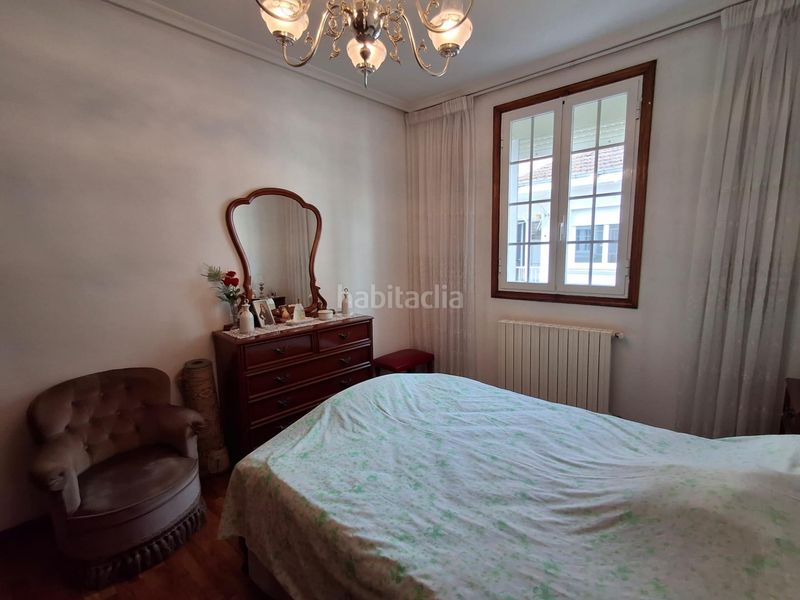 Foto 8c5d9330-8cfd-449e-923e-7bf1fcf4af6e. Casa a Universidad Ourense