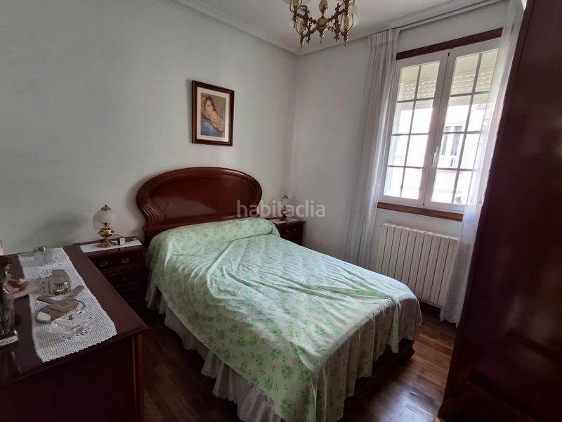 Foto c36f960c-8953-4895-8c0c-46b36dc179d4. Casa a Universidad Ourense