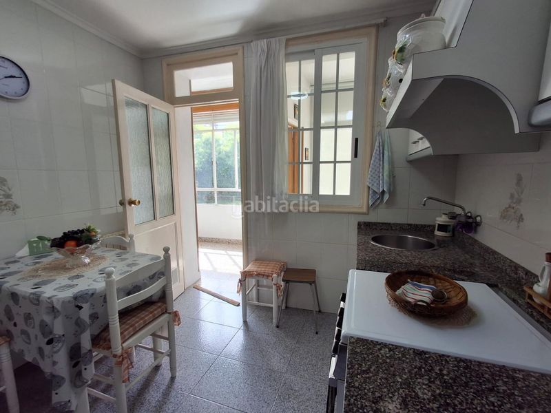 Foto d13c9f45-3f00-4732-9d8d-b4fd56a3abfb. Casa a Universidad Ourense