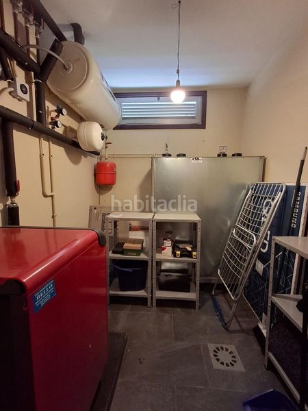 Foto 1587bdfe-e402-472f-b59f-053e0a3220a3. Xalet amb calefacció aparcament a Barbadás