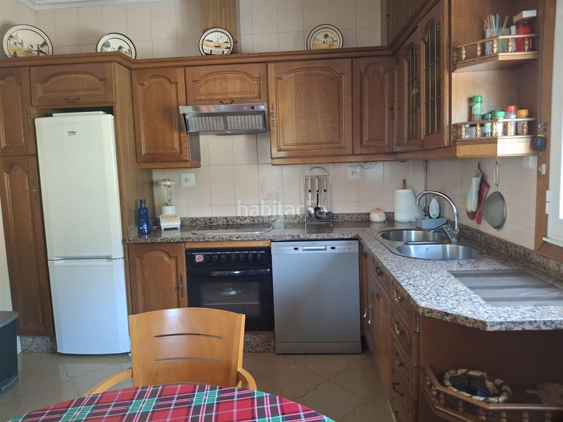 Foto 072f779b-f151-4e8f-8c59-31bd693b2ceb. Casa amb calefacció aparcament a Vistahermosa Ourense