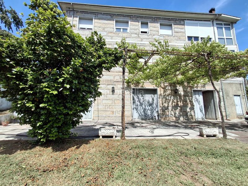Foto 6b936ef0-234c-4177-9429-20067e25390b. Casa amb calefacció aparcament a Vistahermosa Ourense
