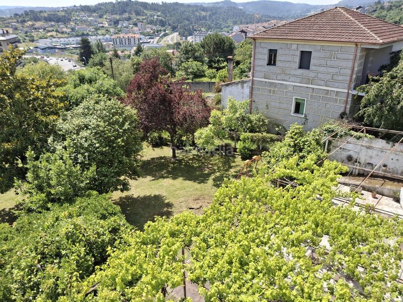 Foto cbb618a0-9c5a-44cd-8e35-361065dcd4b5. Casa amb calefacció aparcament a Vistahermosa Ourense