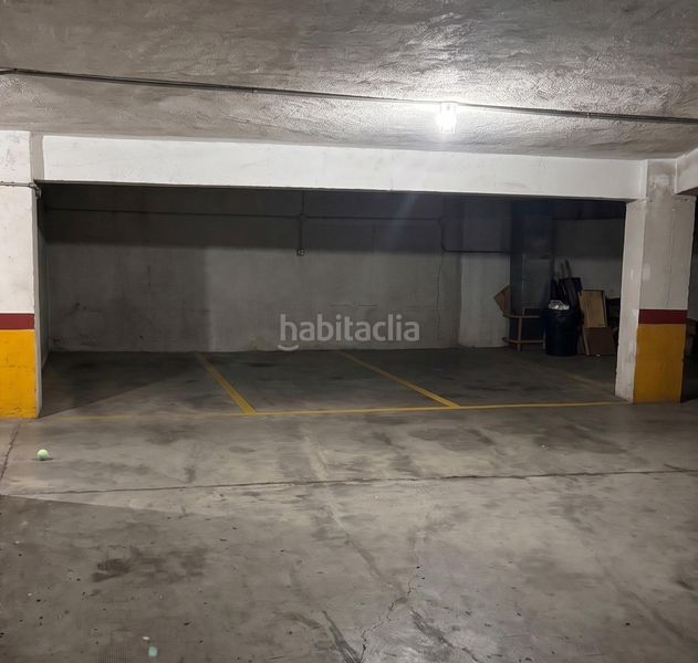 Foto 09067ee7-e7af-40ff-ab0e-4fb00ecab0a2. Aparcament cotxe a Centro Ourense
