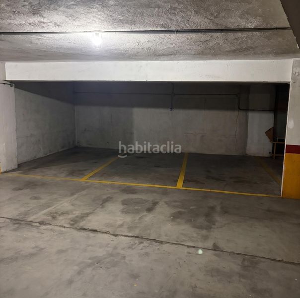 Foto c697ba1c-350d-4cc5-a6fa-331ce993a5df. Aparcament cotxe a Centro Ourense
